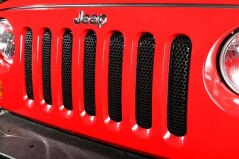 Insertie Plasa Neagra pt. grila fata pt. 07-18 Jeep Wrangler & Unlimited JK - Rugged Ridge -