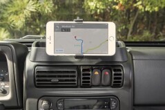 Multi Mount Suport Tel. / GPS , camera Web si Tavita pe consola de bord, pt. 1996-2006 Jeep Wrangler TJ / LJ - Rugged Ridge -