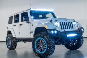 2015 Jeep Wrangler - Bright White Clearcoat